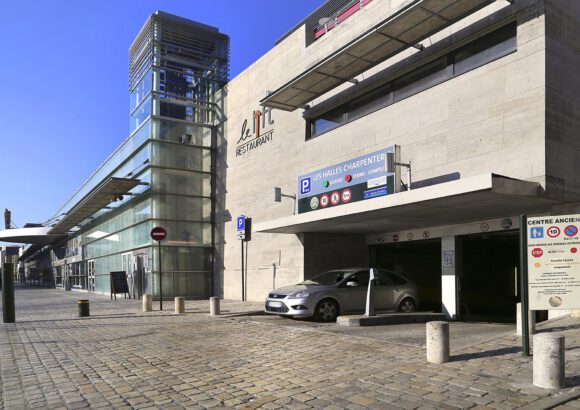 Parking Les Halles Charpenterie